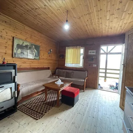 Chalet Origjina Farm *