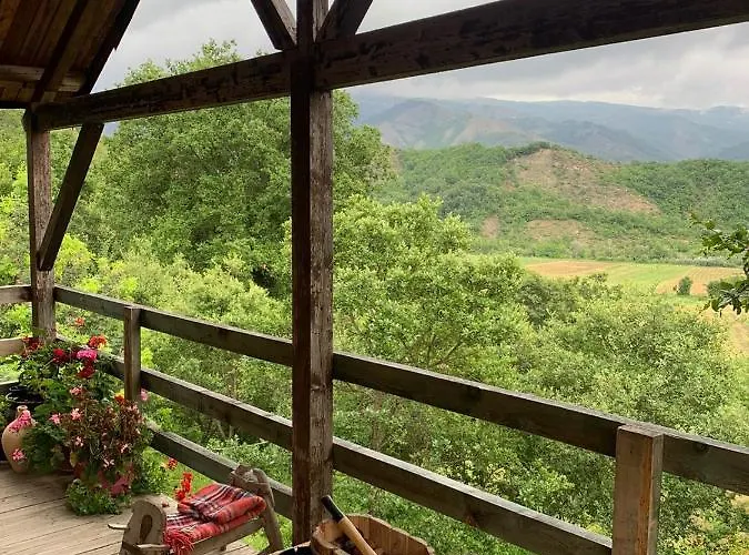 Origjina Farm * Përmet