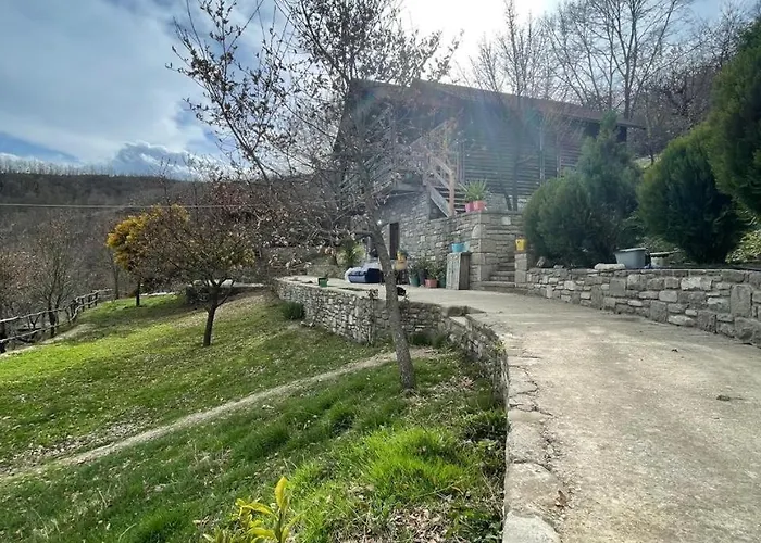 Origjina Farm * Përmet