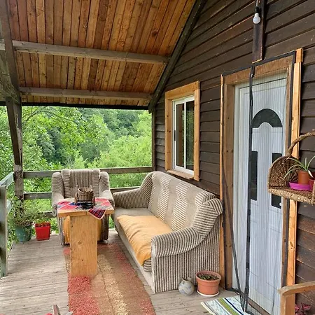 Origjina Farm * Përmet